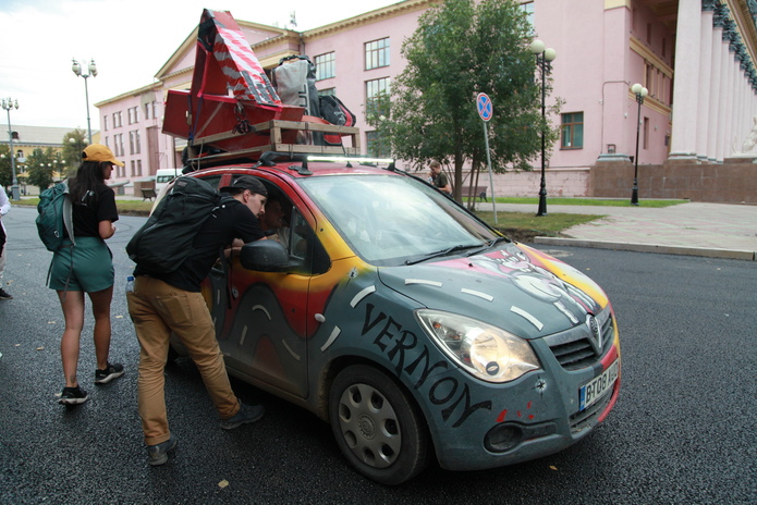 Автопробег Прага - Усть-Каменогорск завершился предложением руки и сердца