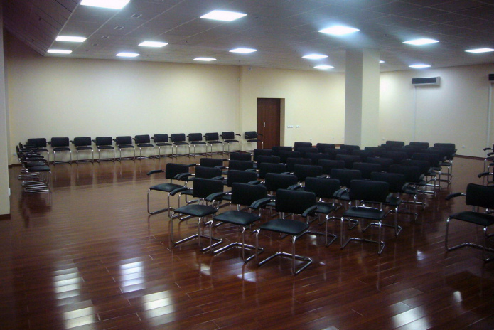 Конференц-зал для деловых людей - PR